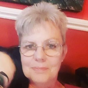 Meet your Posher, Joyce